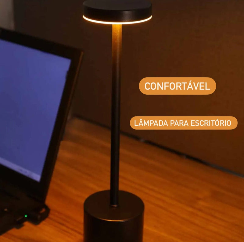 Luminária de Mesa Simples com LED Recarregável, Toque, em Metal