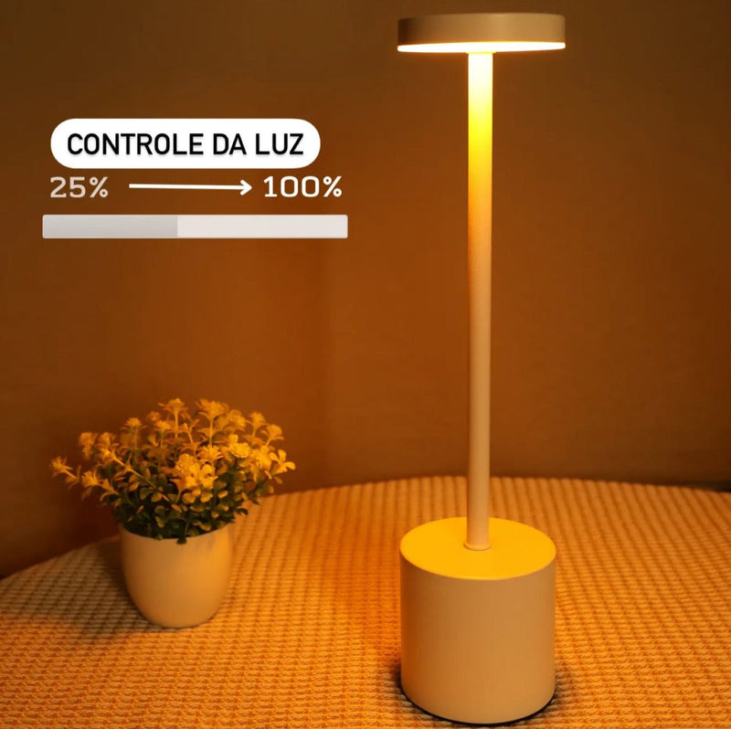 Luminária de Mesa Simples com LED Recarregável, Toque, em Metal